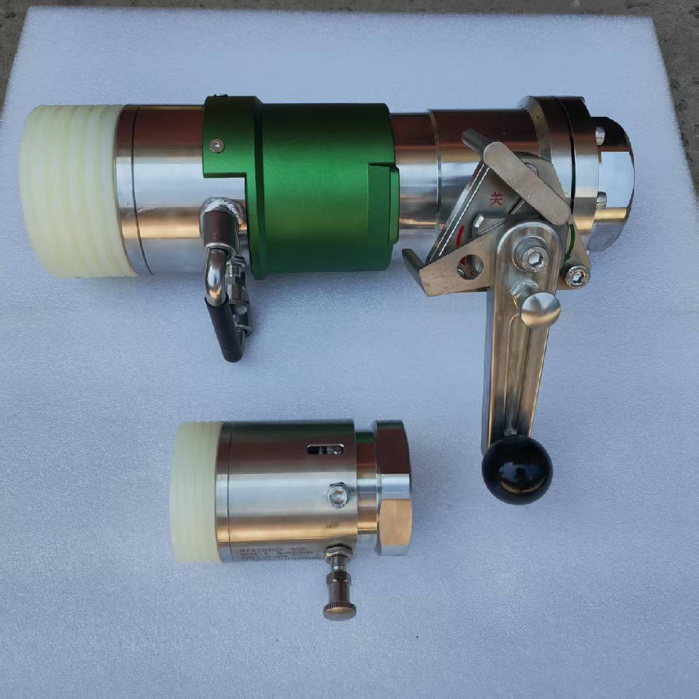 低殘液自鎖式快速接頭